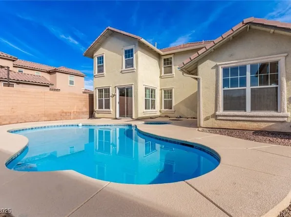 5861 Lakeland Village Dr, North Las Vegas, NV 89081