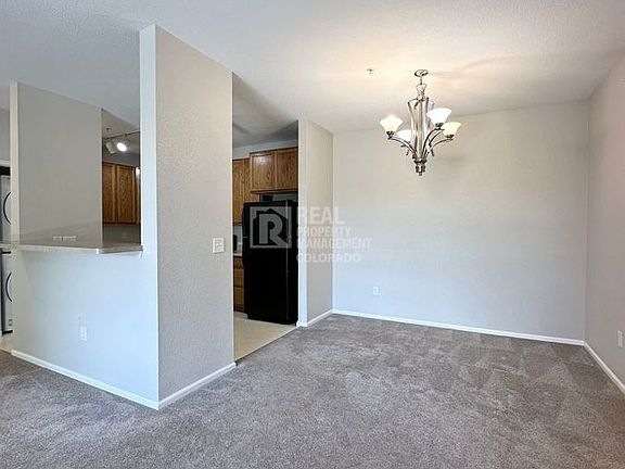 4th image of 3865 S Dayton St Unit 202