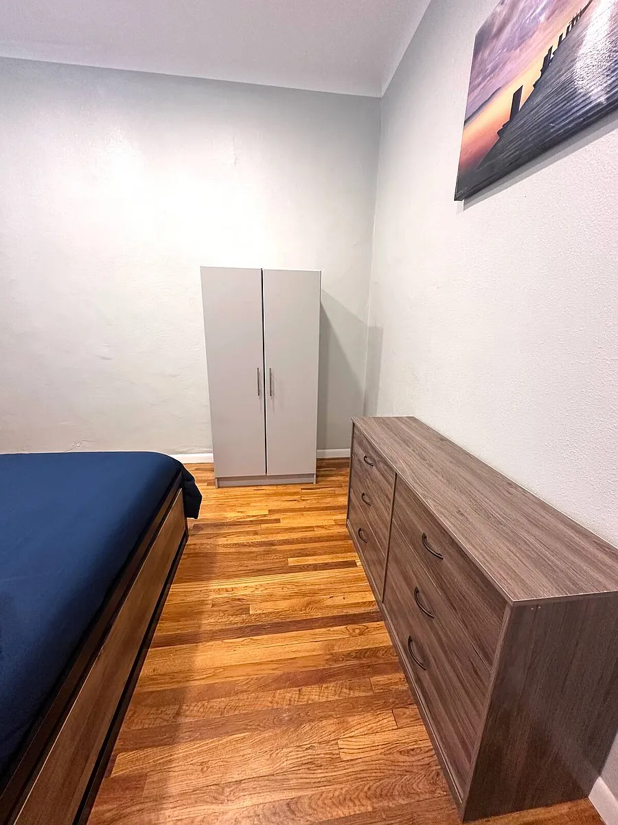 Bedroom - Arizona Ave