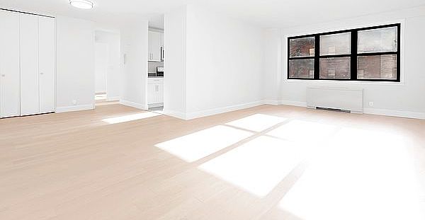 1st image of 201 E 28th St APT 5F