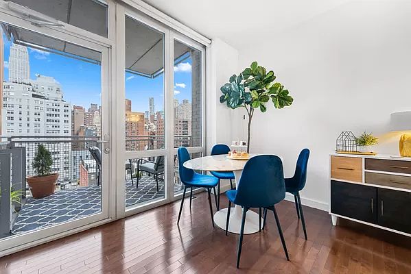 1st image of 225 E 34th St APT 10D