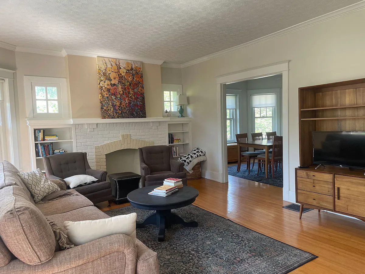 Building Photo - 1843 Rutherford Ave #2