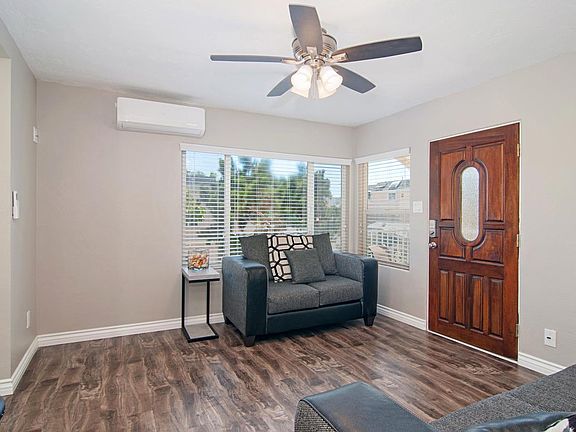 3rd image of 830 Ormond Ct