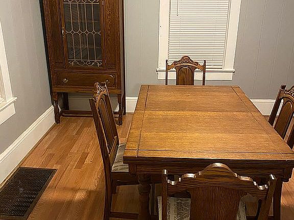 3rd image of 1368 Farragut Ave