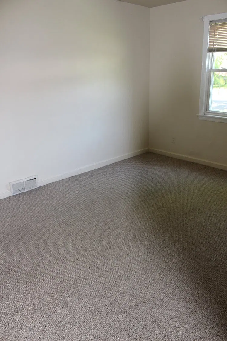 320 Victoria Street - 1 — Photo 3