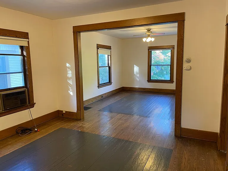 Move-In Special! Roomy 2 Bedroom Apartment On The Growing Nw Side! An Availability That Won't Last! — Photo 1