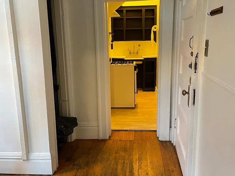1551 N Gaylord St #3 — Photo 5