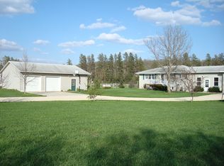 32860 57th Ave, Cannon Falls, MN 55009