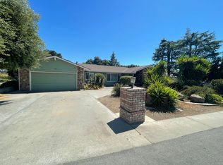 60 Marks Dr, Hollister, CA 95023