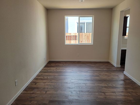 4th image of 1029 Santa Barbara Way
