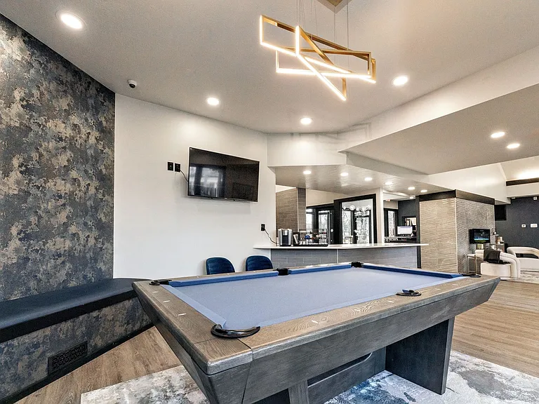 Stratford Chase Townhomes — Photo 11