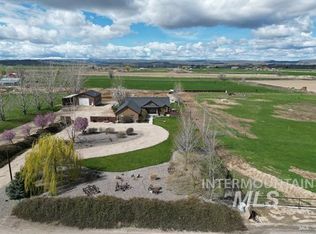 4243 Homestead Rd, Homedale, ID 83628