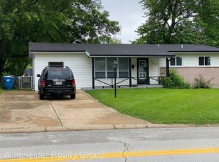 713 Lynn Haven Ln, Hazelwood, MO 63042