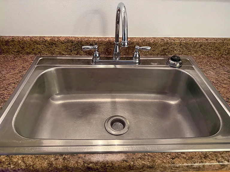 Buena Vista Dr SE — Photo 7