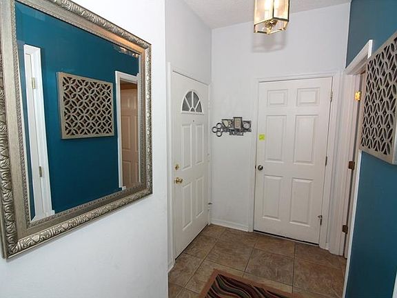 3rd image of 2312 Bexley Pl