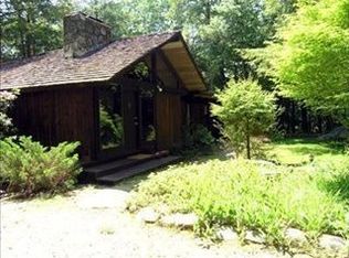 18 Bob Hill Rd, Pound Ridge, NY 10576