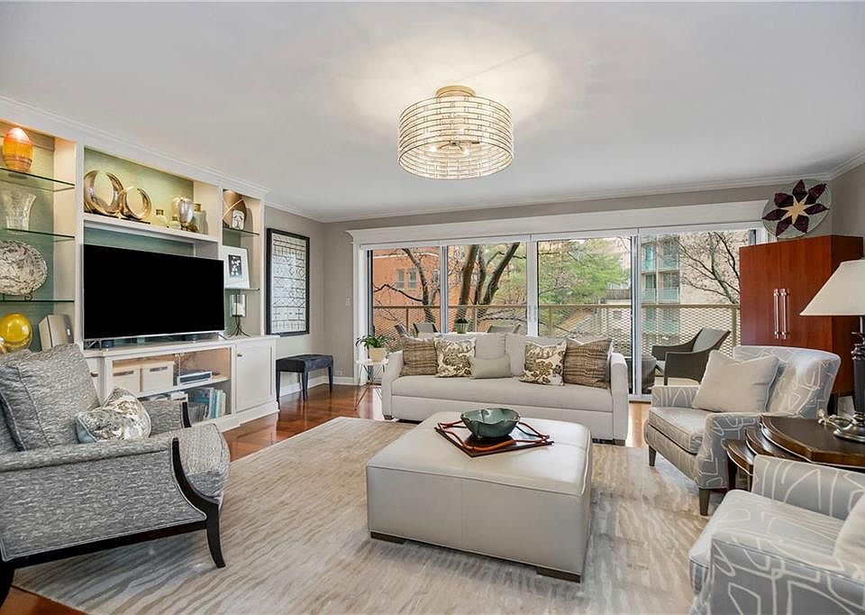 1st image of 310 W 49th St APT 303