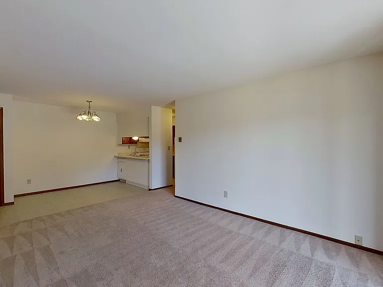 N76W14525 Market Dr #43 — Photo 7