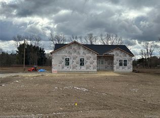 2080 Bowers Rd, Lapeer, MI 48446