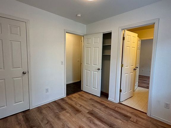 5th image of 17526 Silverwood Way