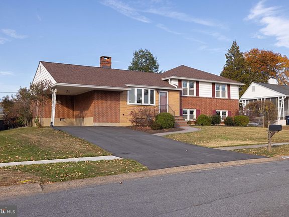 2nd image of 2644 W Robino Dr