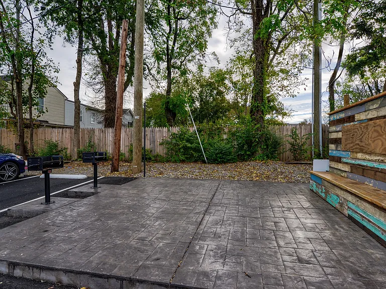 1837 Grayland Ave #B — Photo 6