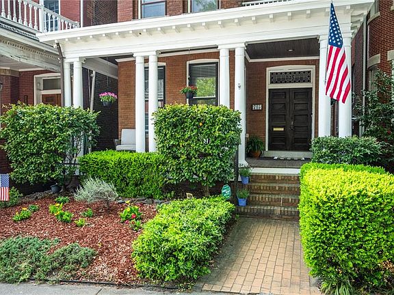 4th image of 715 Colonial Ave