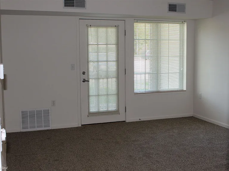 3215 West Ct — Photo 14