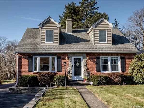74 Maple Avenue, Meriden, CT 06450