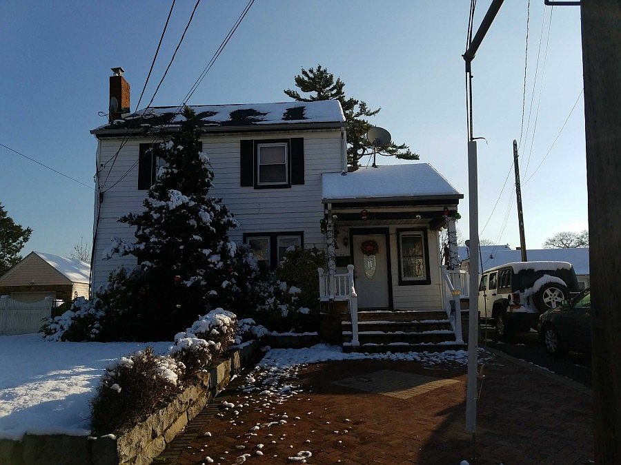 1st image of 27 Evans Ave