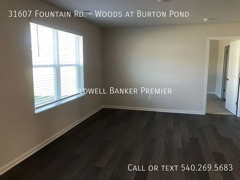 31607 Fountain Rd #WOODS AT BURTON POND — Photo 6