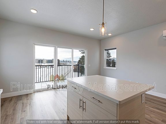 3rd image of 1301 Ronan St #103 & 303