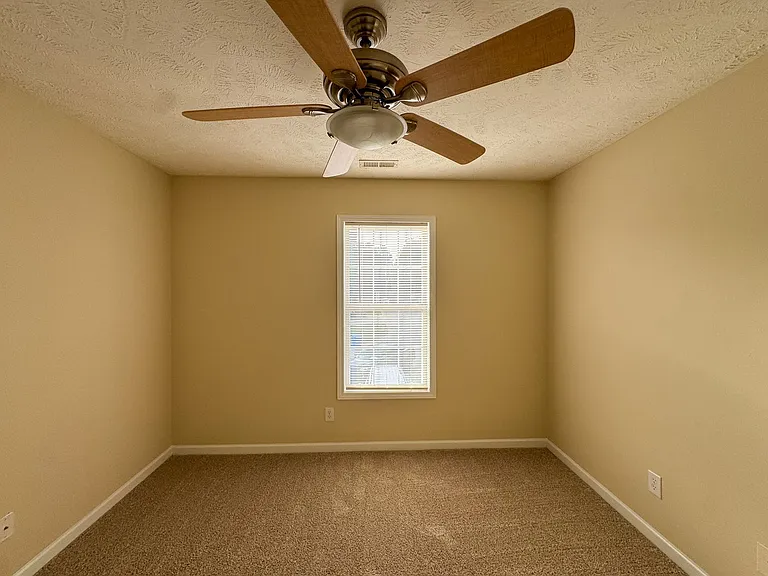 3060 Candlelight Dr — Photo 18
