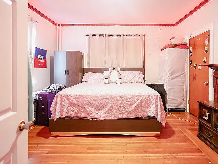 7 Forest Ave #1 — Photo 10