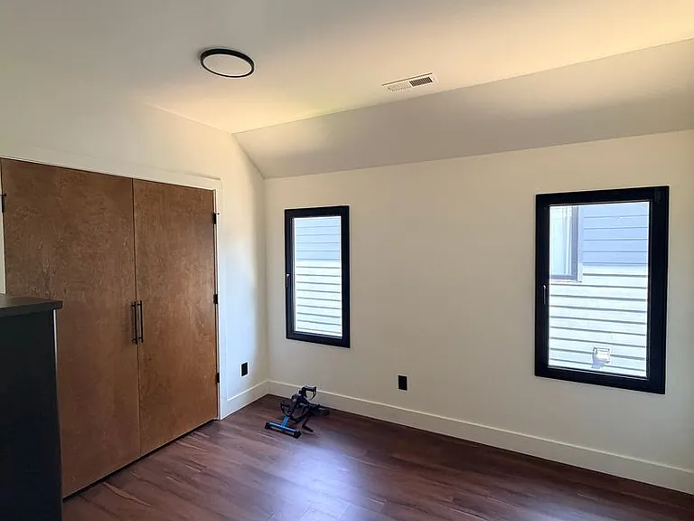 3535 Oswald St — Photo 9