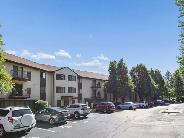 3939 Karl Rd APT 100, Columbus, OH 43224