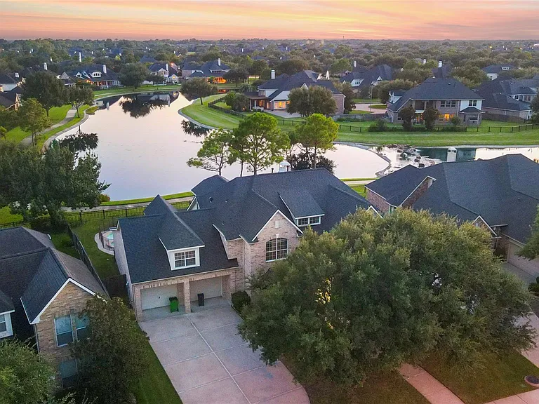 6915 Monarch Lake Ln — Photo 38