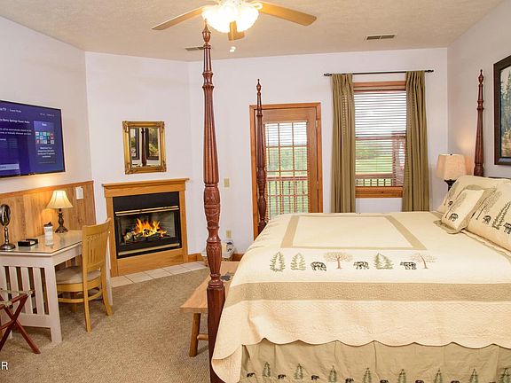 45th image of 2149 Seaton Springs Rd