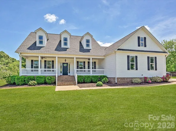 1832 Garvin Rd, York, SC 29745