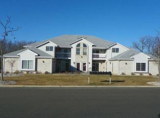 9101 S Aspen Dr UNIT 5, Oak Creek, WI 53154