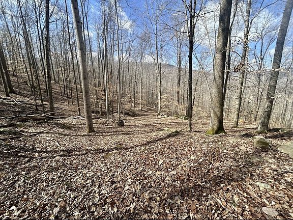 2nd image of 10127 Rocky River Rd