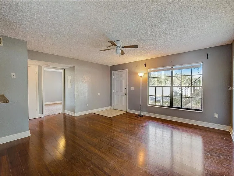 21102 Voyager Blvd #1 — Photo 2