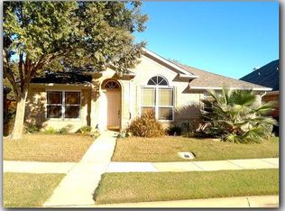 8623 Ironwood Dr, Irving, TX 75063