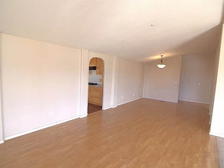 35850 Via Famero Dr — Photo 4