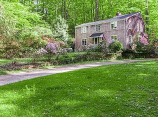 31 Smith Ln, Saint James, NY
