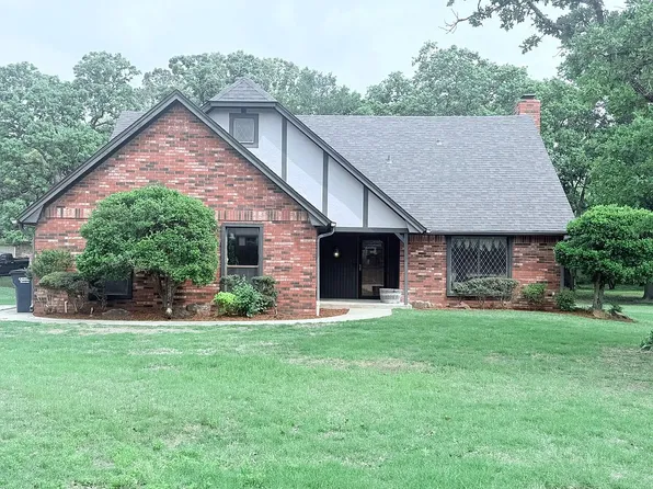 2430 Northwood Dr, Seminole, OK 74868