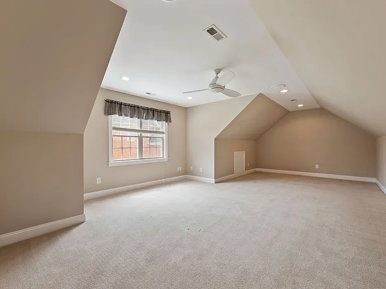 2701 Logan Estates Run — Photo 31
