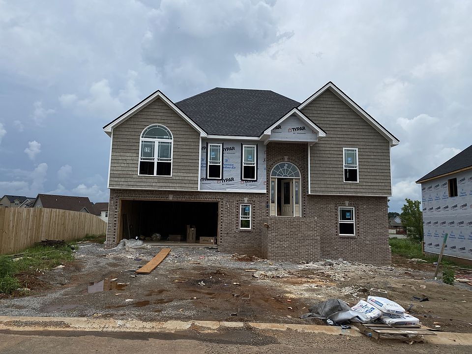 1st image of 802 Buffalo Ford Dr