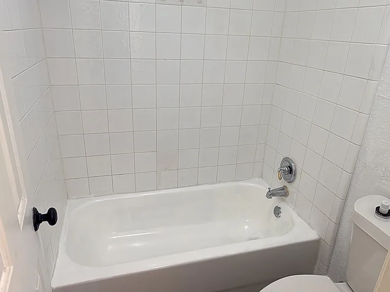 2622 Westwind Dr — Photo 14