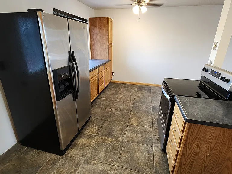 2228 Fernwood Dr — Photo 7